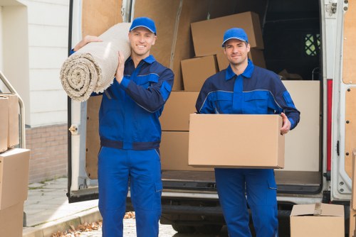 Local moving team planning access and loading for a Fulham relocation