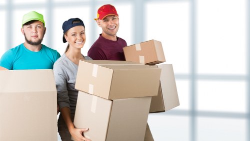 Local Fulham street access for a moving truck
