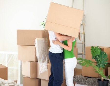 Man and van support for flat moves and storage in Fulham