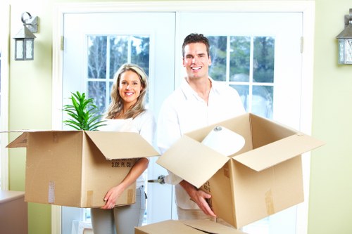 Customer booking confirmation and service agreement for moving transport